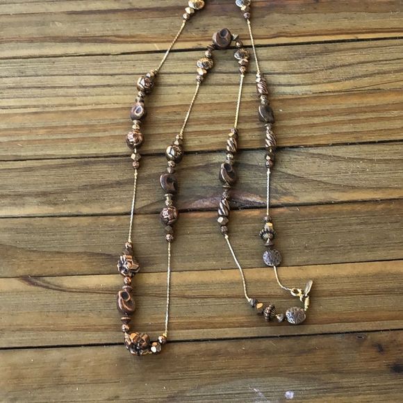 DABBY Reid Neutral Chunky Beaded Double Strand Station Illusion Necklace! EUC - Picture 8 of 9